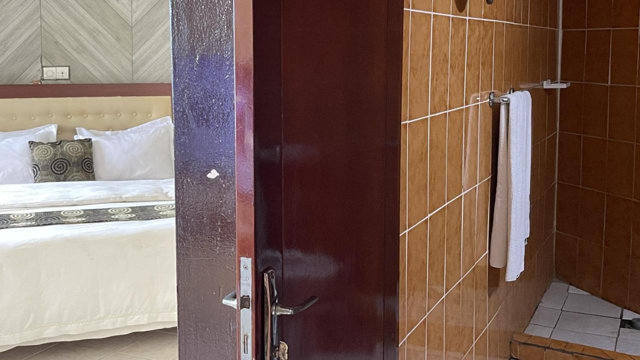 Hotel Les Polygones Криби Экстерьер фото